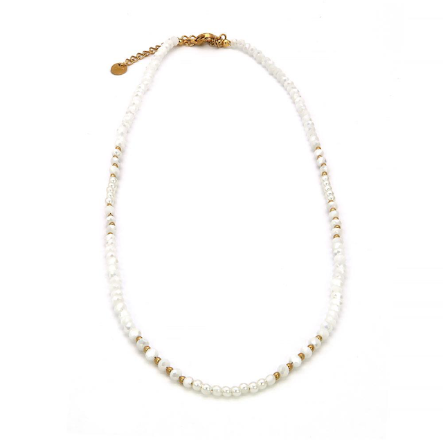 White pure sparkling necklace